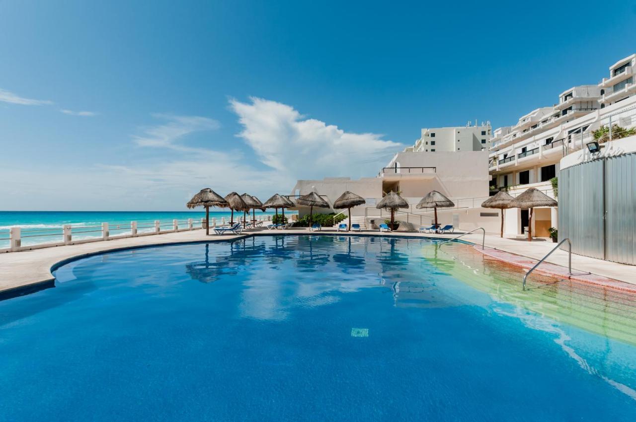 Hotelzone L17 Beach Access Cancun Bagian luar foto