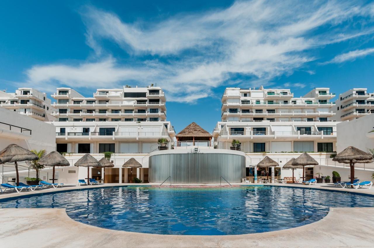 Hotelzone L17 Beach Access Cancun Bagian luar foto